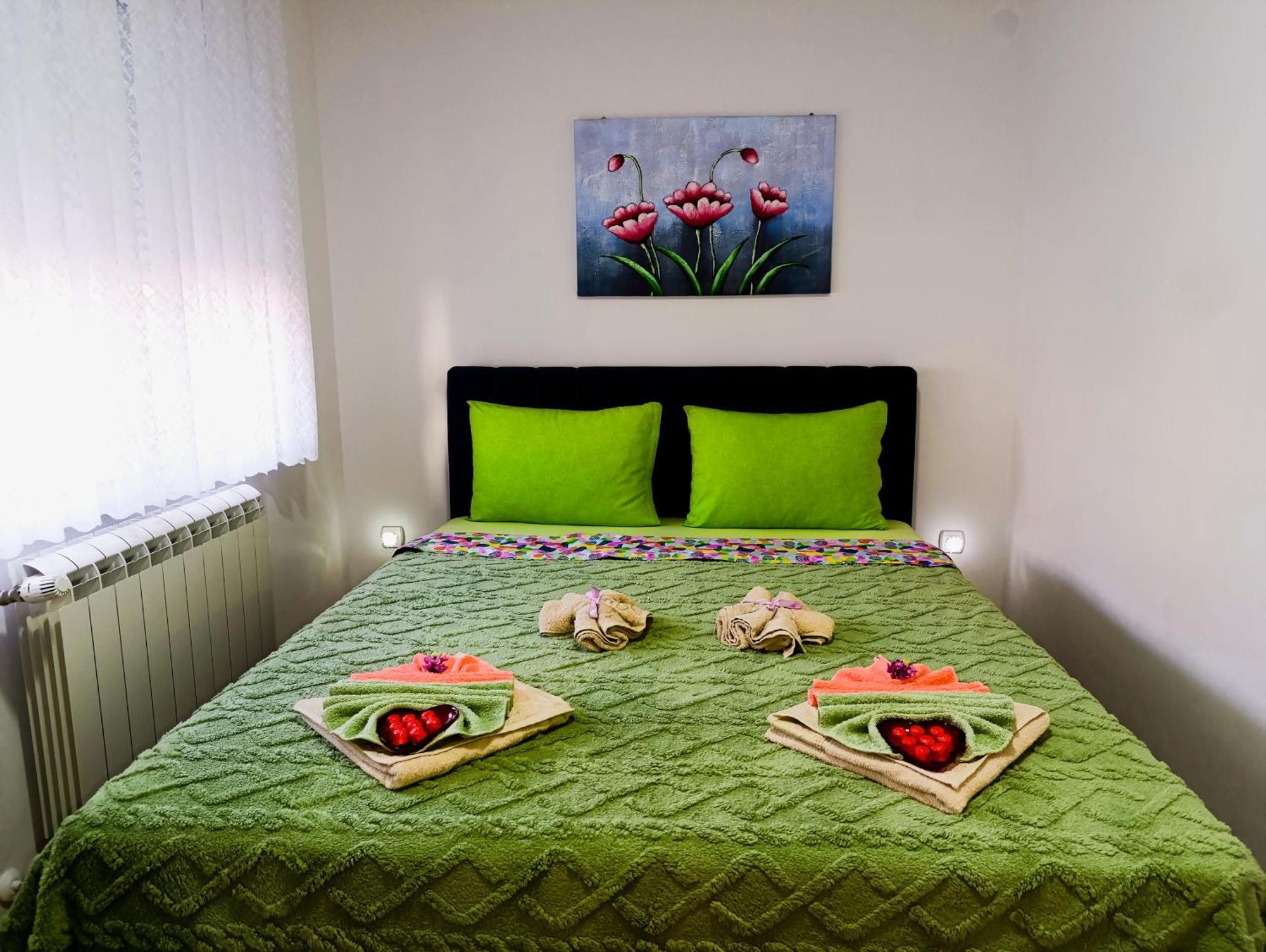 Apartman Lara Pirot Luaran gambar